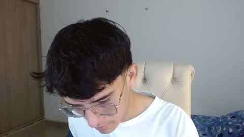 Snapshot of noah_millerx_ chatting on 06/25/26, 08:02 noah online show from 06/25/26, 08:02