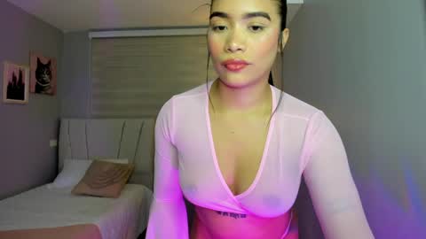 Noemy online show from 05/14/26, 12:34