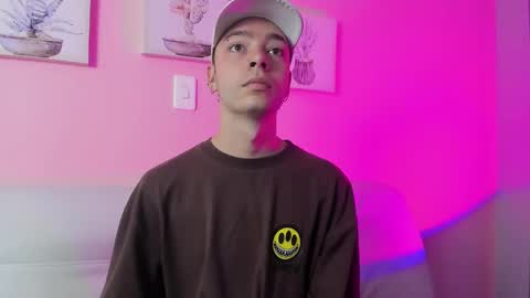    online show from 03/07/25, 12:01