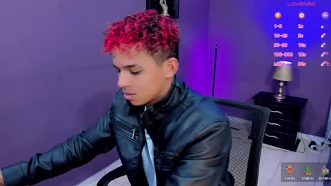 Snapshot of noah_smith04 chatting on 12/05/24, 12:44 noah_smith04 online show from 12/05/24, 12:44