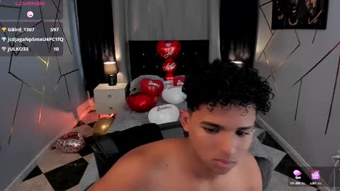 Snapshot of noah_smith04 chatting on 02/15/25, 09:48 noah_smith04 online show from 02/15/25, 09:48