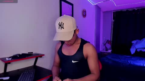 Snapshot of noah_smith04 chatting on 09/14/25, 11:04 noah_smith04 online show from 09/14/25, 11:04