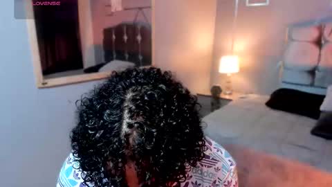 Snapshot of noah_smith04 chatting on 11/28/25, 12:08 noah_smith04 online show from 11/28/25, 12:08