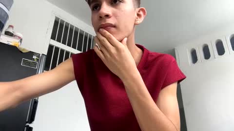 noah tyler  online show from 01/26/25, 07:41