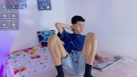 noah tyler  online show from 10/09/25, 12:19