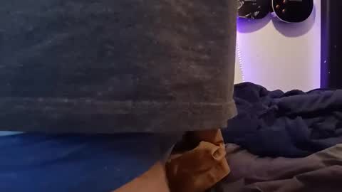 Snapshot of noah_wesley chatting on 11/15/25, 01:36 Noah Wesley online show from 11/15/25, 01:36