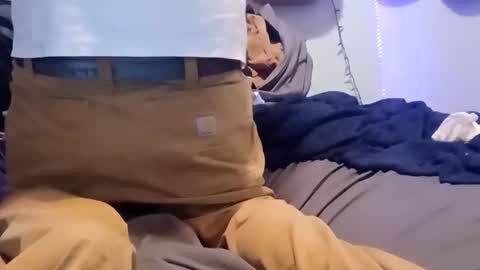 Snapshot of noah_wesley chatting on 11/17/25, 04:40 Noah Wesley online show from 11/17/25, 04:40