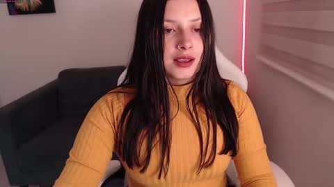 noah_white3 online show from 03/05/25, 10:32