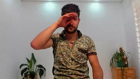 Snapshot of noahbrawn chatting on 11/27/25, 01:24 LIAM- noah online show from 11/27/25, 01:24