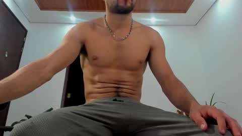 LIAM- noah online show from 04/01/26, 01:41