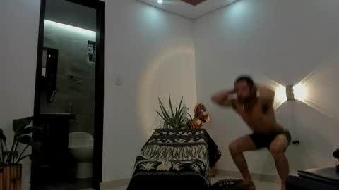 LIAM- noah online show from 04/09/26, 01:16