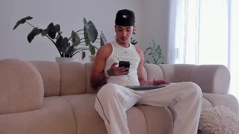 Snapshot of noahdaviss chatting on 07/01/26, 07:46 noahdaviss online show from 07/01/26, 07:46