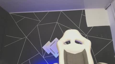 Snapshot of noahlafforet chatting on 10/03/25, 04:59 noahlafforet online show from 10/03/25, 04:59