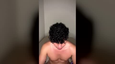 Snapshot of noahlatino35 chatting on 04/26/26, 12:19 noahlatino35 online show from 04/26/26, 12:19