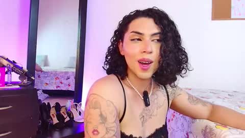 noahmonroe_11 online show from 12/14/25, 08:46