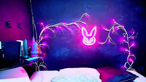 Noah Xtar online show from 09/23/25, 02:14