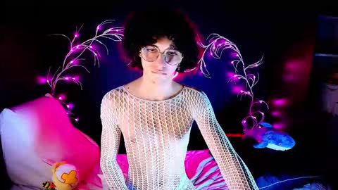 Noah Xtar online show from 10/08/25, 08:45