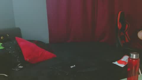 Snapshot of noamartin_ chatting on 01/17/25, 12:20 Noamartin online show from 01/17/25, 12:20