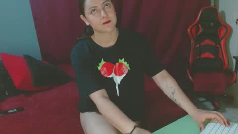 Snapshot of noamartin_ chatting on 02/01/25, 01:34 Noamartin online show from 02/01/25, 01:34