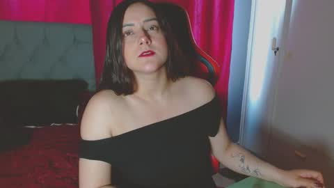 Snapshot of noamartin_ chatting on 09/20/25, 10:11 Noamartin online show from 09/20/25, 10:11