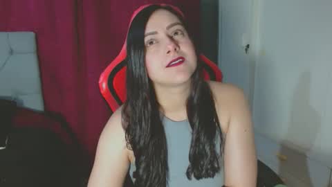 Snapshot of noamartin_ chatting on 11/27/25, 12:13 Noamartin online show from 11/27/25, 12:13