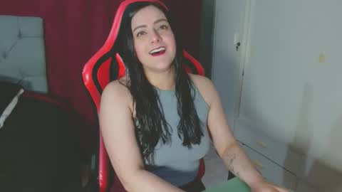 Snapshot of noamartin_ chatting on 12/15/25, 10:58 Noamartin online show from 12/15/25, 10:58