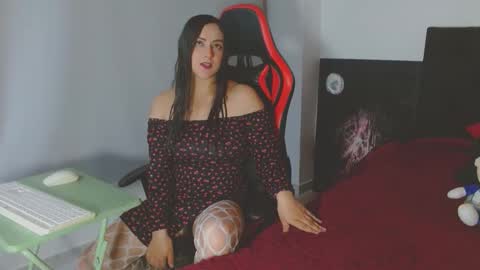 Snapshot of noamartin_ chatting on 03/12/26, 12:50 Noamartin online show from 03/12/26, 12:50