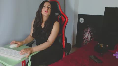 Snapshot of noamartin_ chatting on 03/13/26, 01:45 Noamartin online show from 03/13/26, 01:45