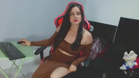 Snapshot of noamartin_ chatting on 04/12/26, 02:05 Noamartin online show from 04/12/26, 02:05