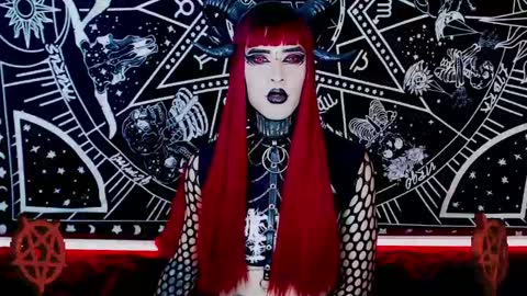 caroline online show from 12/10/24, 11:22