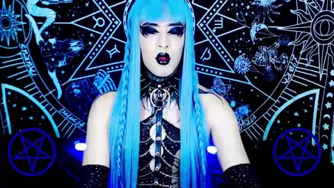 caroline online show from 03/01/25, 04:04