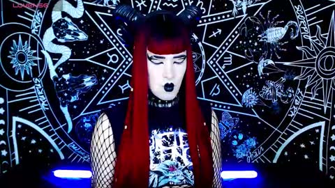 caroline online show from 09/16/25, 12:22