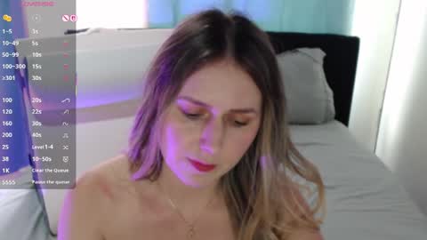 Noa Sarri online show from 04/07/26, 07:03