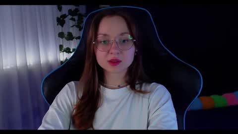 Sun or Luna online show from 03/04/25, 09:11