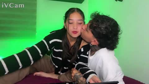 Jean Y Isa online show from 12/02/25, 04:51