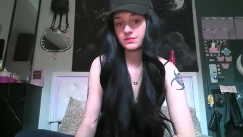 Noelle online show from 04/15/26, 05:42