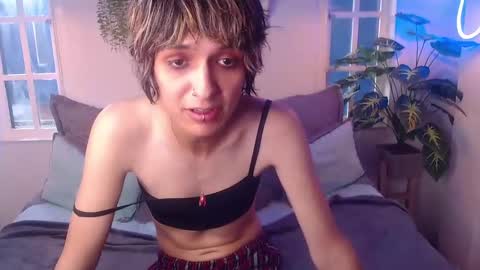 CALL ME APRIL  online show from 10/21/25, 01:56
