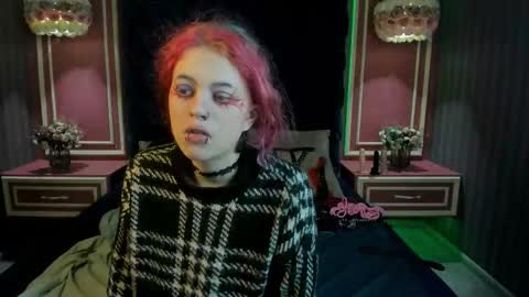 Elly online show from 10/26/25, 10:25