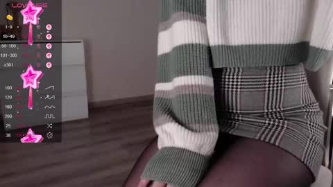 noelleneptune online show from 09/15/25, 12:27