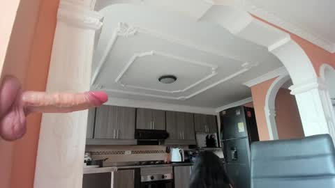 Snapshot of noemibcnz chatting on 09/26/25, 02:54  In instagram dayhannanoemi online show from 09/26/25, 02:54