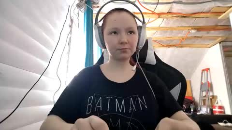 Snapshot of noemileclerc chatting on 02/14/26, 07:38 Lisa online show from 02/14/26, 07:38