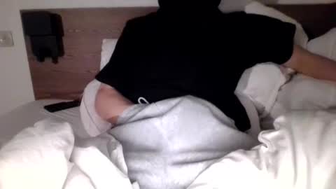 Snapshot of nofacedesire7 chatting on 04/14/26, 03:01 NoFaceDesire online show from 04/14/26, 03:01