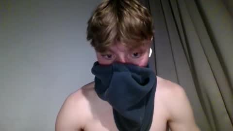 Snapshot of nofacedesire7 chatting on 04/21/26, 01:42 NoFaceDesire online show from 04/21/26, 01:42