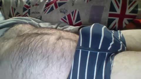 Snapshot of nofaceplease chatting on 01/01/25, 12:21 nofaceplease online show from 01/01/25, 12:21