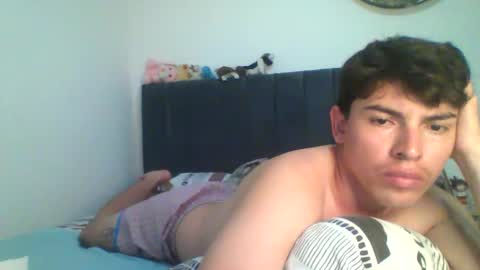 Snapshot of noha_free chatting on 12/22/25, 03:58 Noha online show from 12/22/25, 03:58