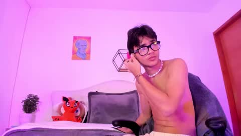 noha_natan online show from 10/08/25, 12:14