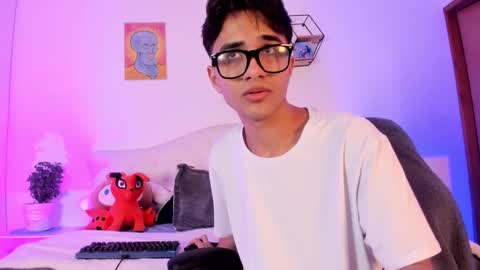 noha_natan online show from 10/20/25, 12:05