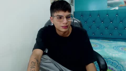 Snapshot of noha_scott chatting on 01/15/25, 10:57 Noha Scott online show from 01/15/25, 10:57