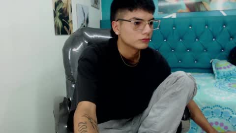 Snapshot of noha_scott chatting on 01/30/25, 10:51 Noha Scott online show from 01/30/25, 10:51