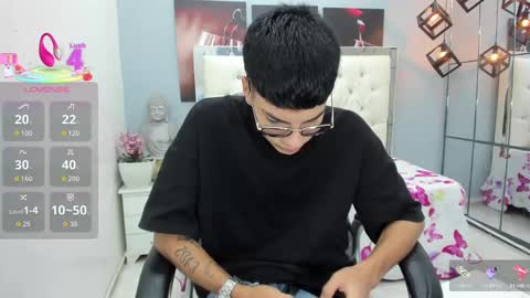 Snapshot of noha_scott chatting on 09/27/25, 11:10 Noha Scott online show from 09/27/25, 11:10